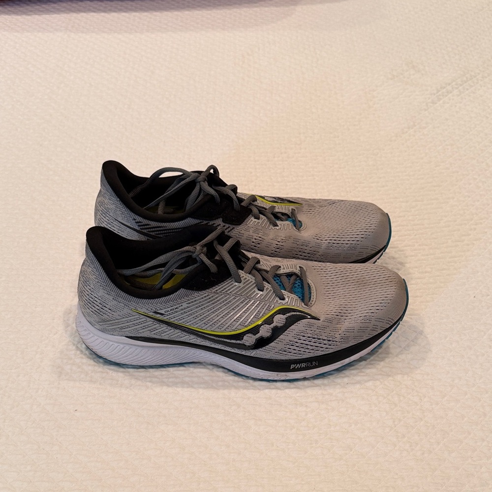 Men’s Saucony Gray Running Shoes